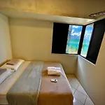 BEIRA MAR 2 Quartos com Ar e Cozinha Completa